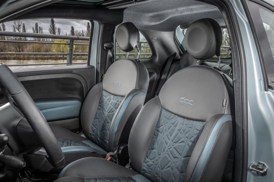 Интерьер Fiat 500 Hybrid Launch Edition (312) 2020 года  (WW) (фото 26 из 62)